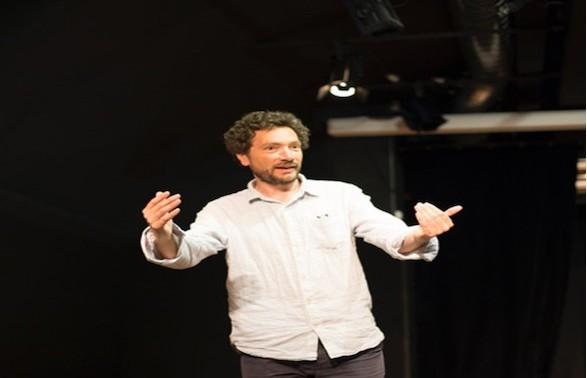 Matthieu Mével sur scène à Rome