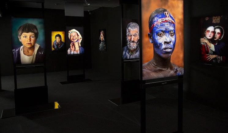 Le monde de Steve McCurry au Musée Maillol