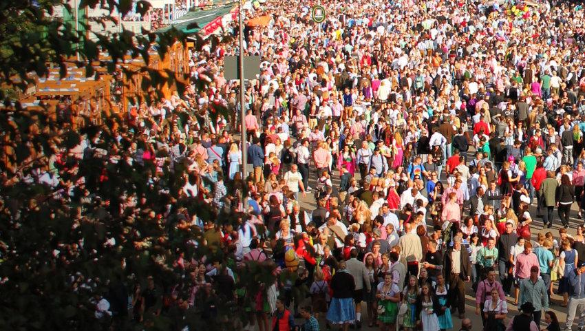 Pagodes et temples au Vietnam connaissent une affluence