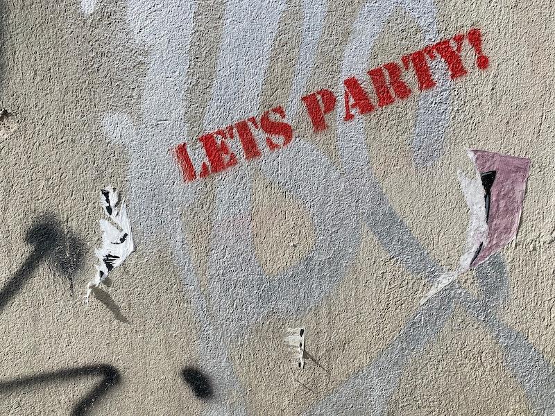 Graffiti-Lets-party-ouverture-club