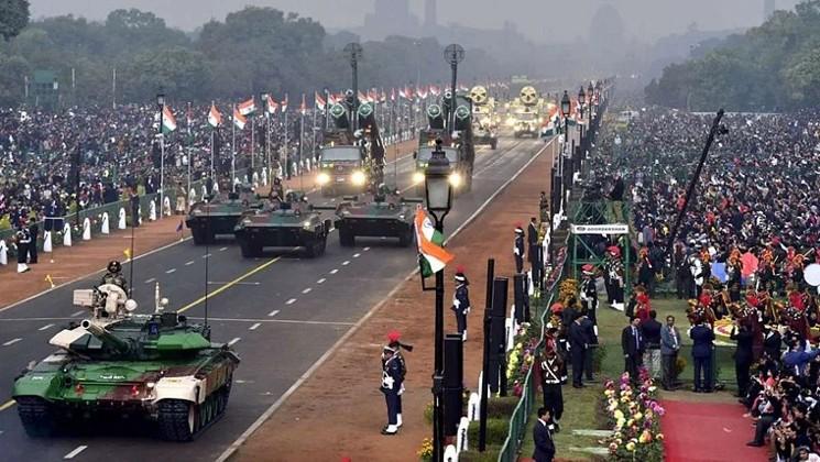 Les tanks de l'armée indienne lors de la parade de Republic Day
