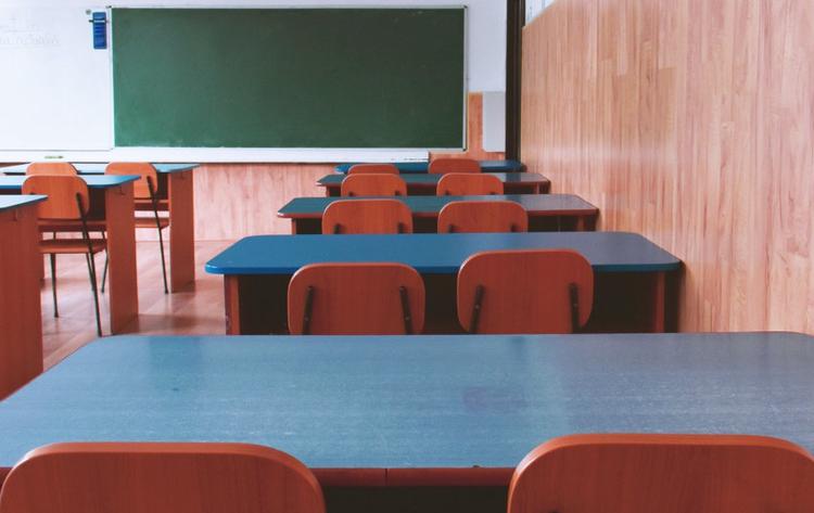 Ecoles au Vietnam : adaptation à la vague actuelle de contaminations