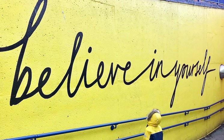 message positif sur un mur