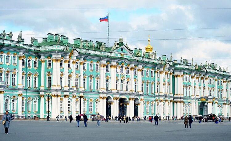 musée ermitage à saint pétersbourg russie