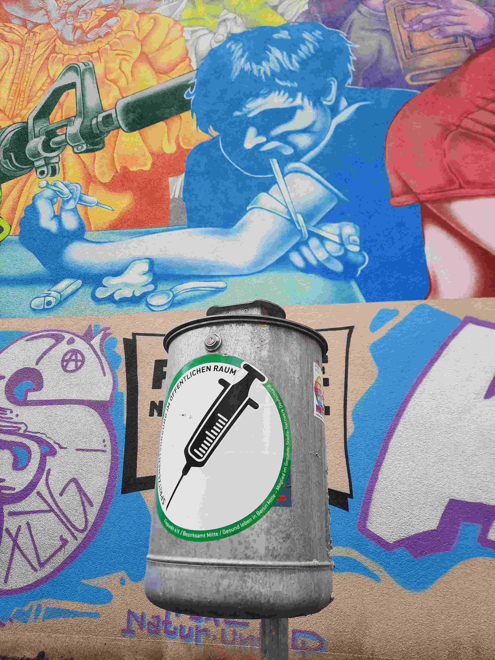 Poubelle à seringue Berlin