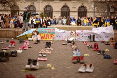 photo du jour manifestation anti-guerre Bucarest