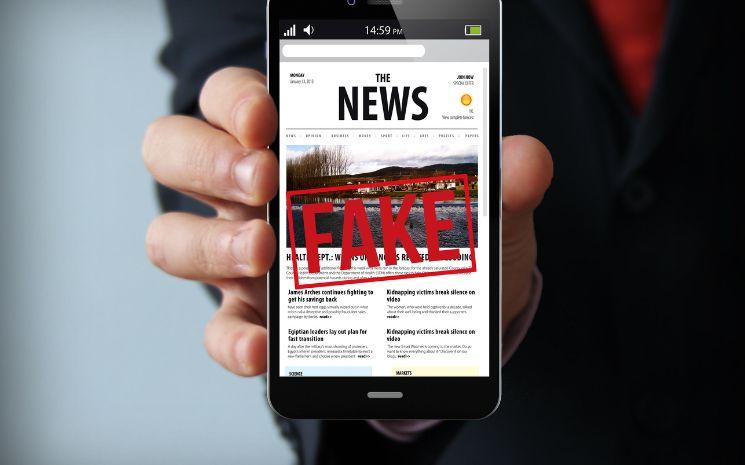 n ancien journaliste de lepetitjournal.com Johannesburg, du nom d’Alexandre Capron, est devenu le présentateur de l’émission Infos ou Intox, anciennement tous les lundis à 9h45 sur France 24