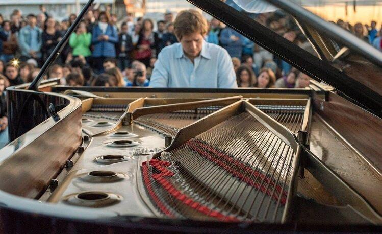 Francesco Taskayali au piano