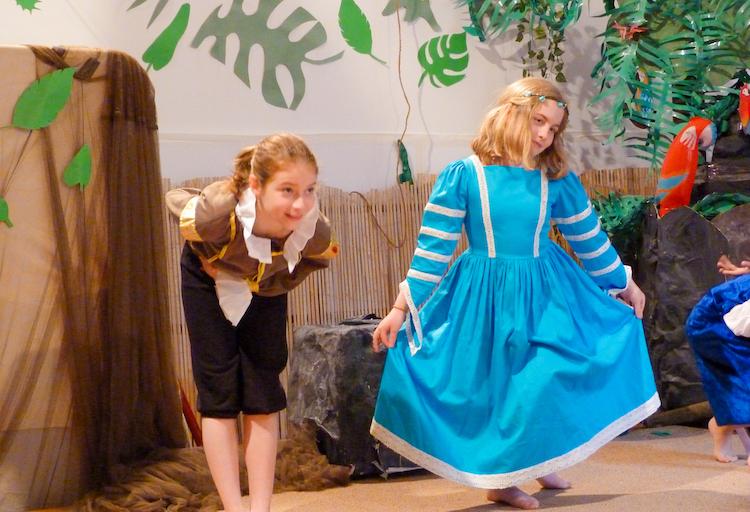 Les élèves de L’Ecole de Battersea à Londres jouent Shakespeare