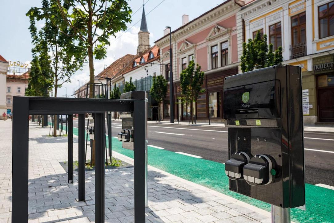 cluj_charging_station_-_photo_emil_boc_on_fb
