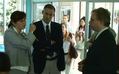 Ambassadeur-Bili-epouse-Arnaud-Nazare-Aga-Ecole-Sathit