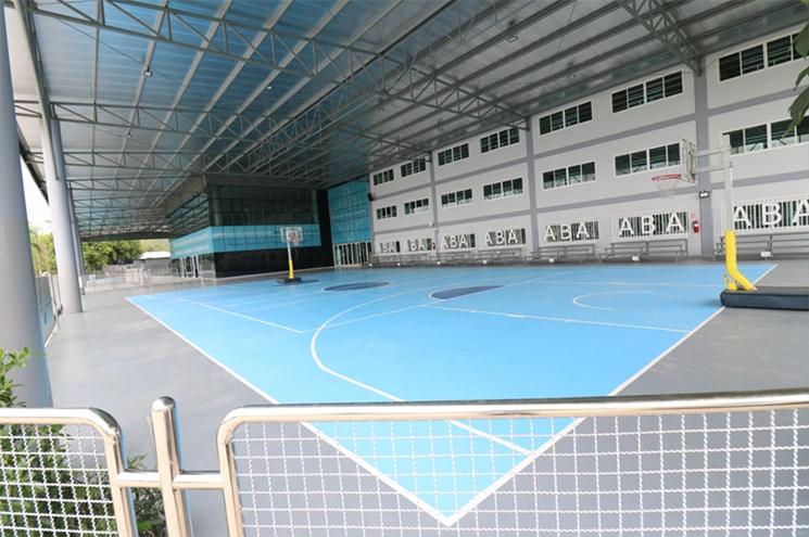 Le terrain de Basket de l'école bilingue ABA Chiang Mai