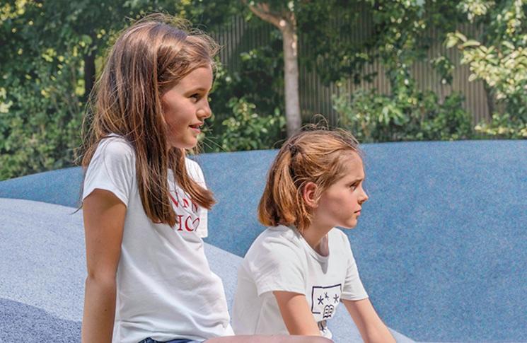 Union School Paris recrute deux assistantes maternelles