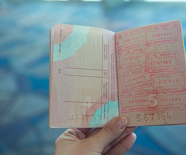 Le passeport roumain est parmi les 20 plus puissants au monde