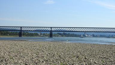 Sécheresse du Rhin - crédit libre