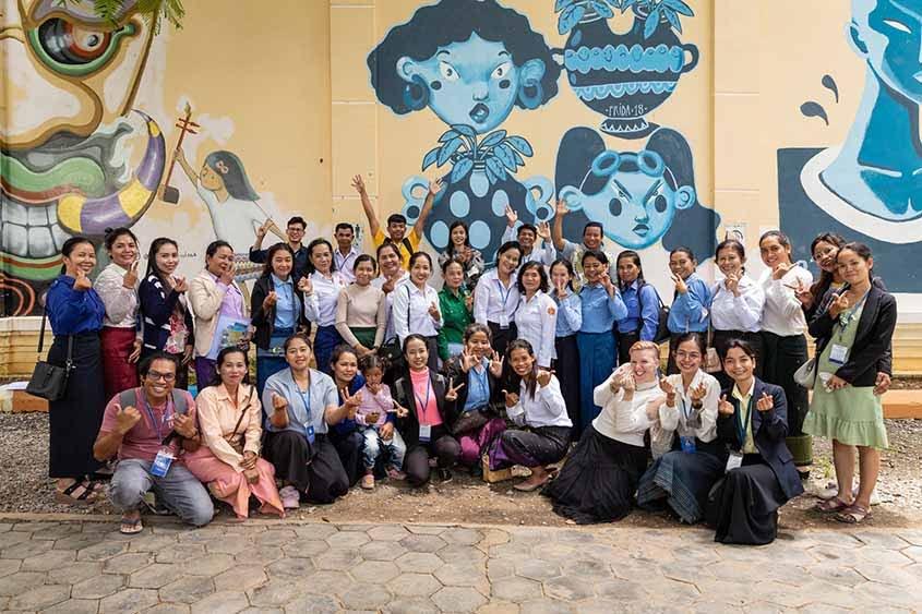 Intégrer l’ art dans les programmes des maternelles au Cambodge 2