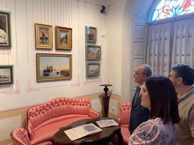 Paco De La Torre, Noelia Losada, Maria Luna, visitent la Casa Natal Picasso rénovée