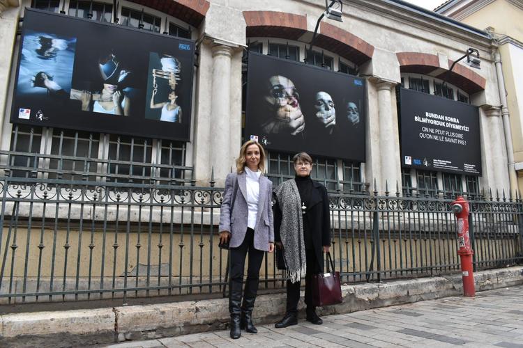Belgin Ozdilmen Florence Ogutgen Journée internationale pour l'élimination de la violence à l'égard des femmes / Istanbul