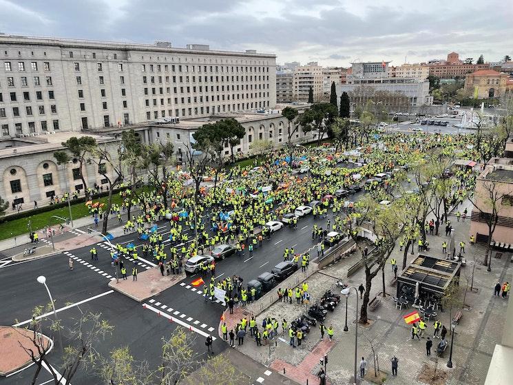 manifestation des routiers dans la rue