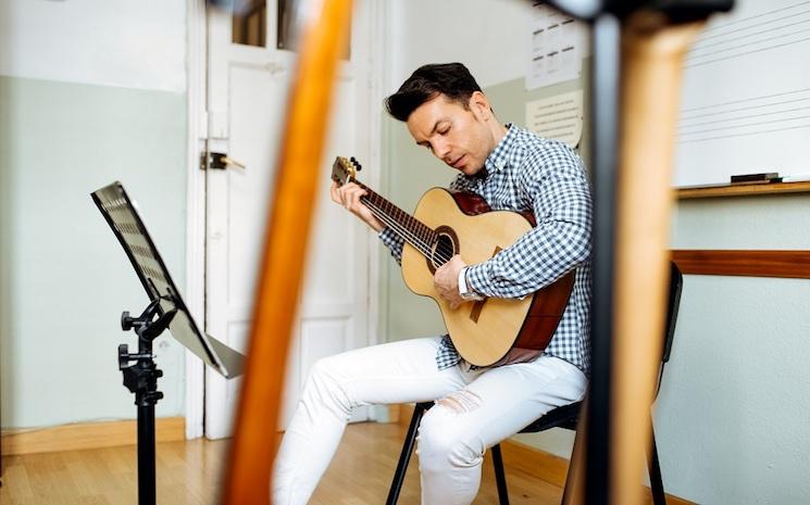 Apprendre à jouer de la guitare