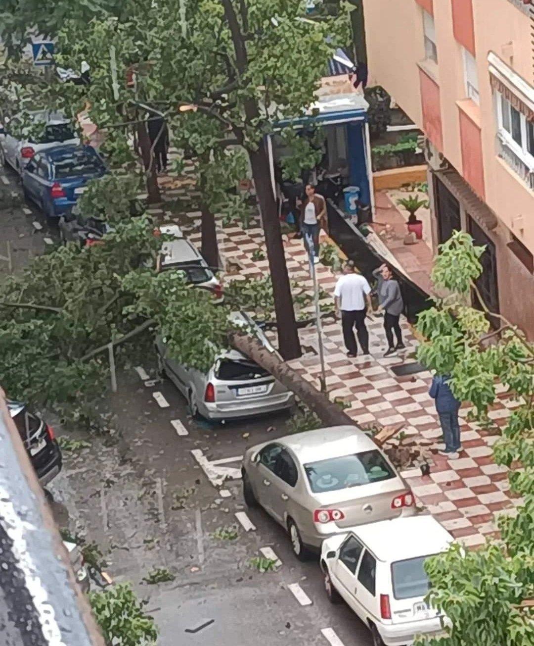 Tornade sur Marbella, des dégâts dans les rues