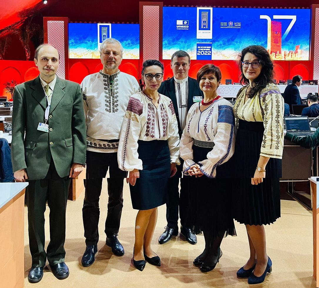 La blouse traditionnelle roumaine figure à présent au patrimoine de l'UNESCO