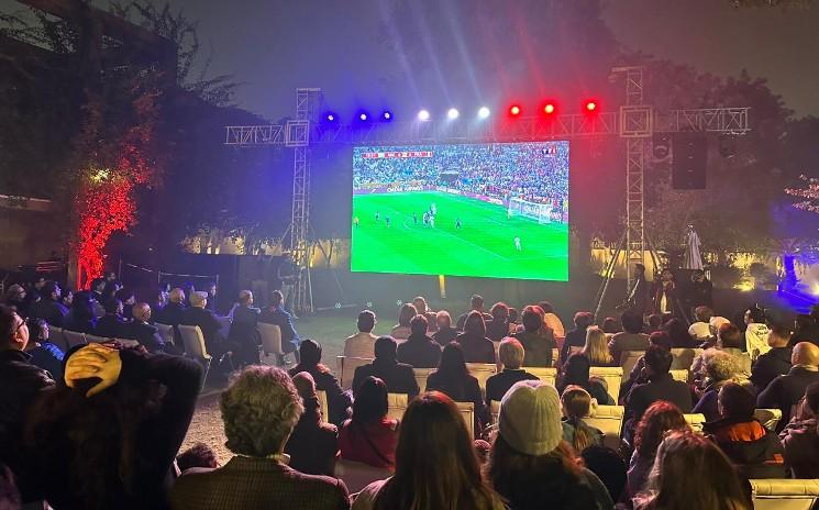 Le match France Argentine à l'ambassade de France à Delhi