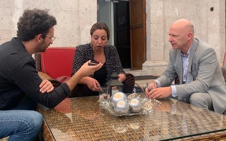 Rencontre franco-péruvienne : Comment le cerveau humain apprend-t-il ?