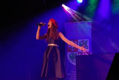 Karolina Horoszkiewicz Antonina Biele chanteuse