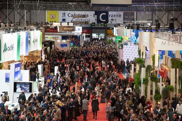 Visiteurs à une Foire FITUR