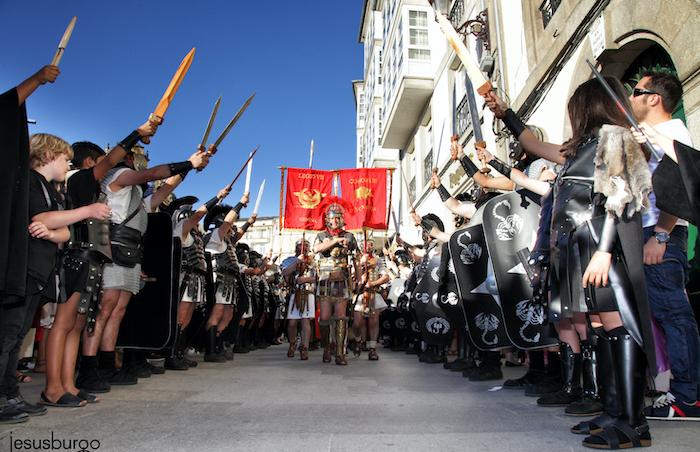 arde lucus défilé de légionnaires romain