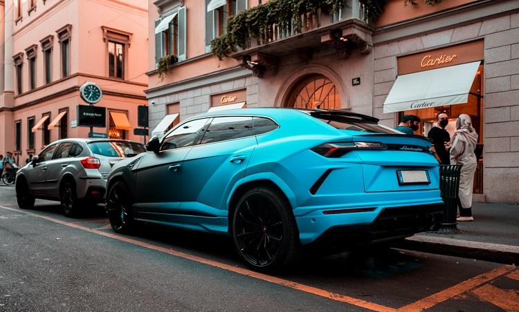 voiture lamborghini à milan