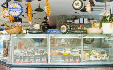 El-Mercado-Encanto-Bangkok-fromage-