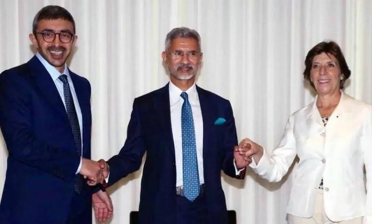 Une initiative de coopération trilatérale France, Emirats et Inde