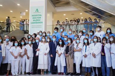 Inauguration de l'hôpital Muñoz Cariñanos à Séville, par le président de la Junta de Andalucia, Juanma Moreno