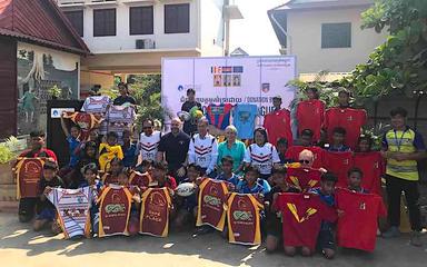 Cérémonie donation rugby PSE