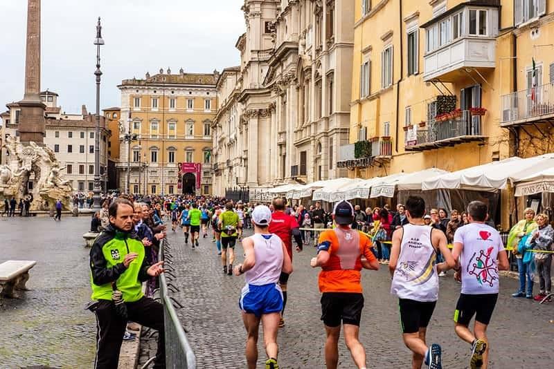 coureurs du marathon de rome
