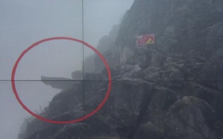 Un touriste se casse la jambe en prenant une photo au Vietnam