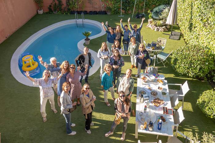 les bénévoles de Madrid Accueil saluent