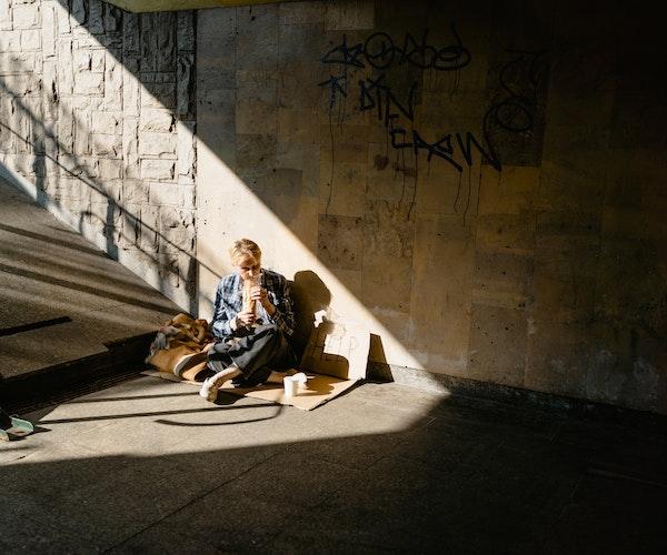 Part de la population menacée de pauvreté en Roumanie, parmi les plus élevées de l'UE