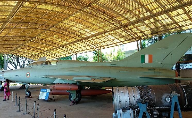 Un MiG-21 de l'armée de l'air indienne