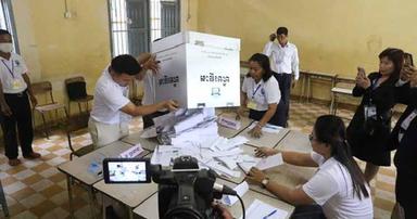 élection legsilative Cambodge 1