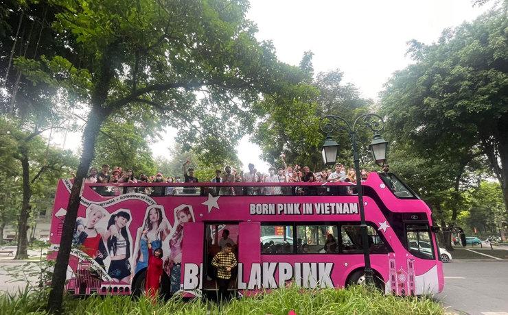 Black Pink succès et recette touristique à Hanoï au Vietnam