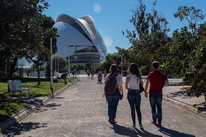 La cité des arts et des sciences, un lieu touristique à valencia