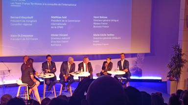 Des responsables chez Business France se réunissent pour parler de l'attractivité de la France