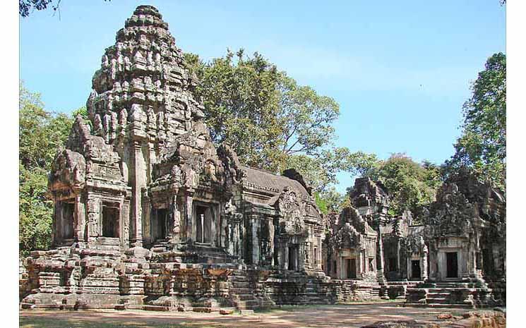 dalbera from Paris, France - Thommanon (Angkor) CC BY 2.1