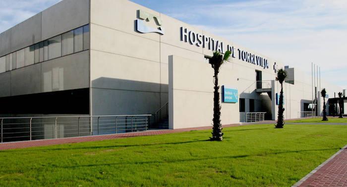 façade de l'hopital de torrevieja