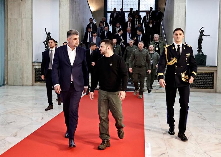 Le Premier ministre roumain annonce un "compromis" avec l'Ukraine sur les minorités