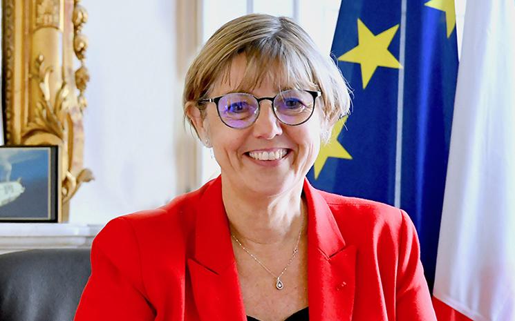 ministre-sylvie-retailleau-portrait-officiel