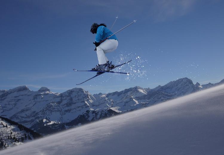 sport d'hiver ski neige montagne